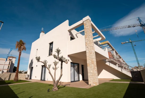 Агенция за недвижими имоти - Имоти Премиер - имот - 1209098, Цена: 340000 EUR