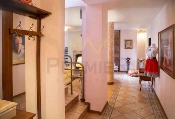 Агенция за недвижими имоти - Имоти Премиер - имот - 952977, Цена: 570000 EUR