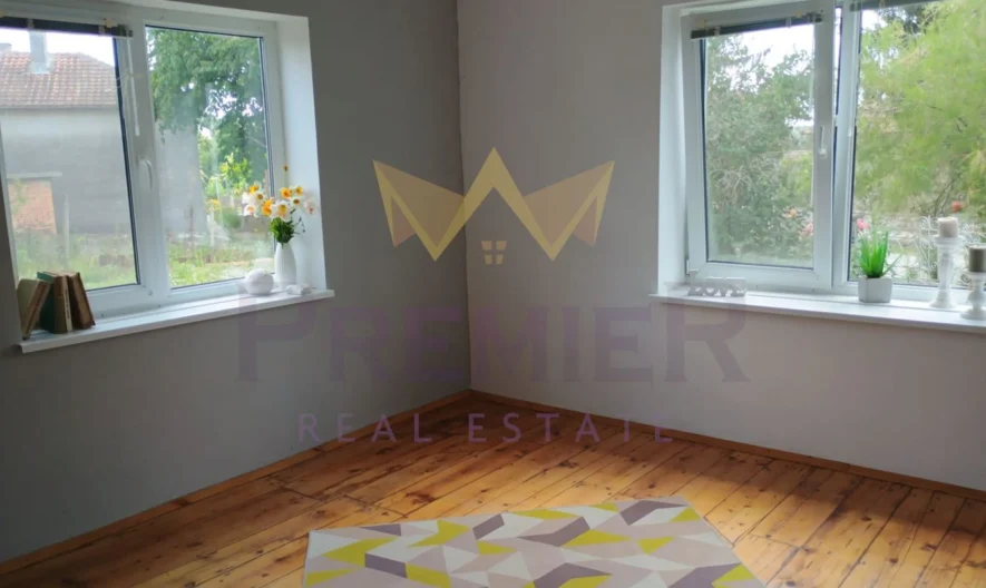 Charming renovated house located in the village of Kardam -  - snimka 6 - Imoti Premier
