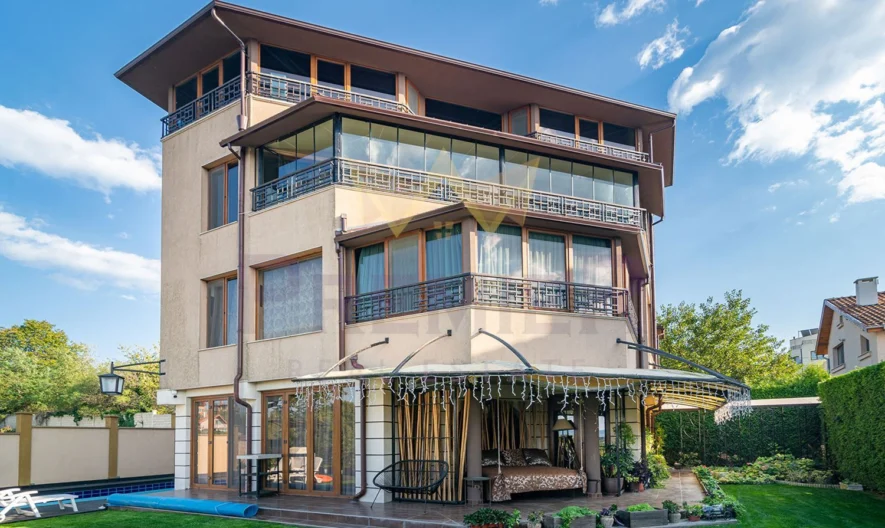 Частен дом в м-т Зеленика със страхотна ПАНОРАМА. -  - снимка 14 - Имоти Премиер