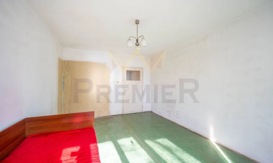 Четири отделни стаи ж.к Славейков - - снимка 2 - Имоти Премиер