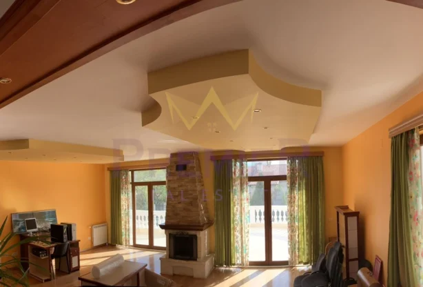 Агенция за недвижими имоти - Имоти Премиер - имот - 1074871, Цена: 1500000 EUR