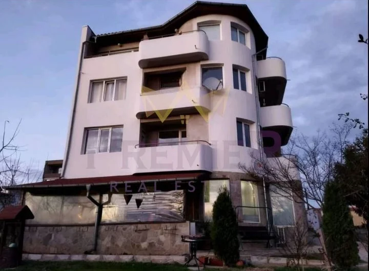 Четириетажна къща с хотелски апартаменти – Приморско, до аквапарка - - снимка 12 - Имоти Премиер