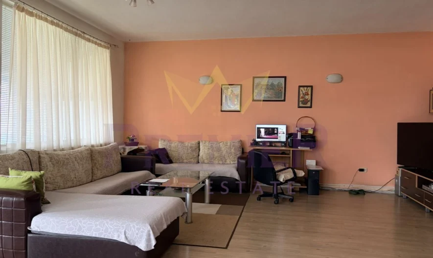 Четириетажна къща с хотелски апартаменти – Приморско, до аквапарка - - снимка 2 - Имоти Премиер