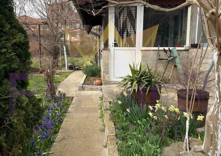 Четириетажна къща с хотелски апартаменти – Приморско, до аквапарка - - снимка 8 - Имоти Премиер