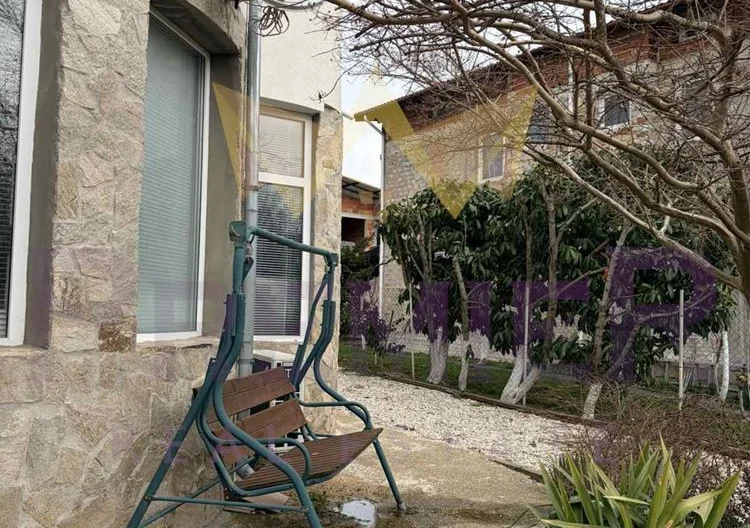 Четириетажна къща с хотелски апартаменти – Приморско, до аквапарка - - снимка 9 - Имоти Премиер