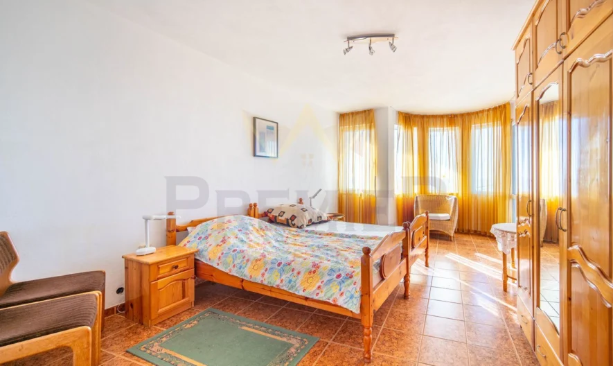 ЧЕТИРИЕТАЖНА КЪЩА С МОРСКА ПАНОРАМА -  - снимка 14 - Имоти Премиер