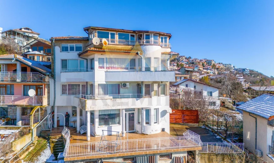 ЧЕТИРИЕТАЖНА КЪЩА С МОРСКА ПАНОРАМА -  - снимка 17 - Имоти Премиер