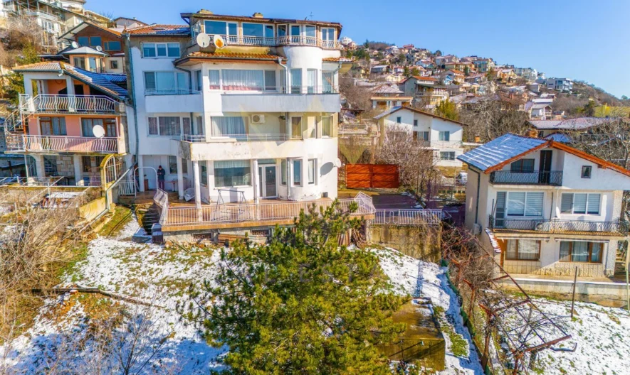 ЧЕТИРИЕТАЖНА КЪЩА С МОРСКА ПАНОРАМА -  - снимка 18 - Имоти Премиер