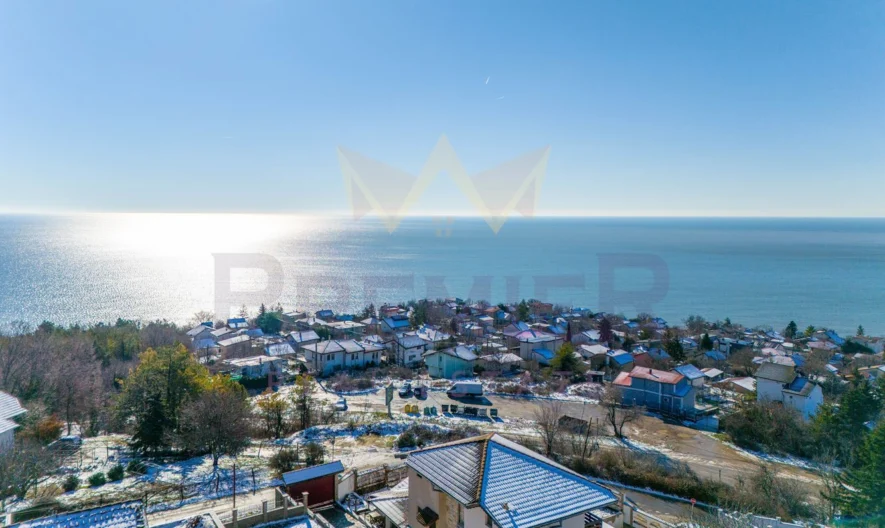 ЧЕТИРИЕТАЖНА КЪЩА С МОРСКА ПАНОРАМА -  - снимка 19 - Имоти Премиер