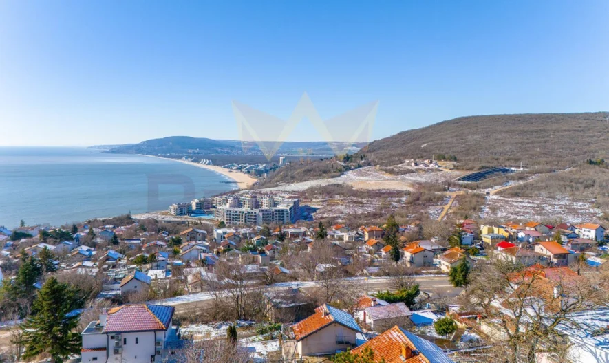 ЧЕТИРИЕТАЖНА КЪЩА С МОРСКА ПАНОРАМА -  - снимка 22 - Имоти Премиер