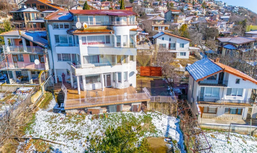 ЧЕТИРИЕТАЖНА КЪЩА С МОРСКА ПАНОРАМА -  - снимка 29 - Имоти Премиер