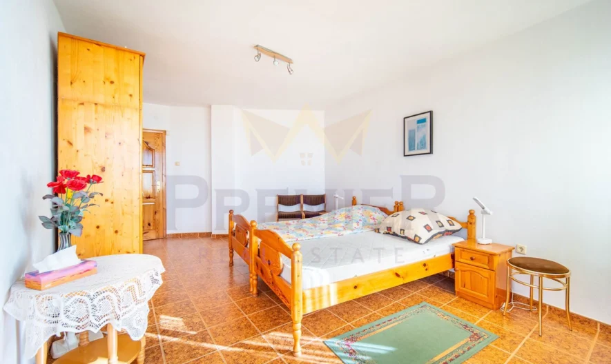 ЧЕТИРИЕТАЖНА КЪЩА С МОРСКА ПАНОРАМА -  - снимка 8 - Имоти Премиер