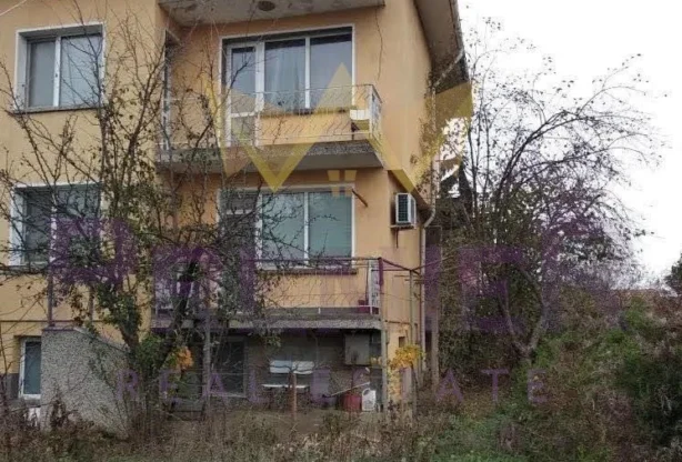 Агенция за недвижими имоти - Имоти Премиер - имот - 517242, Цена: 150000 EUR