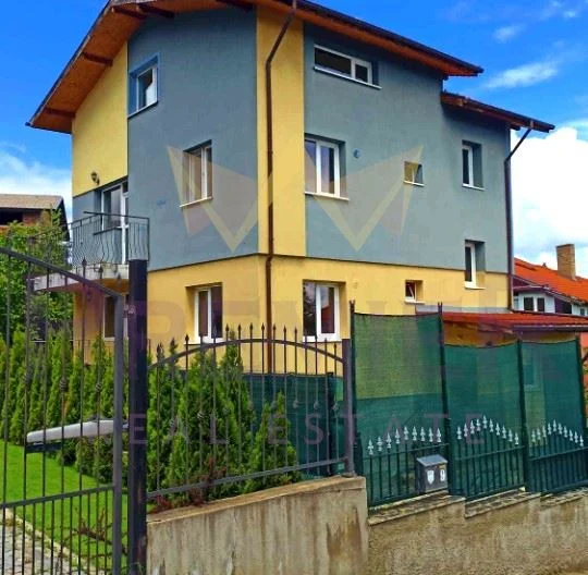 Четириетажна къща в с.Бистрица -  - снимка 1 - Имоти Премиер