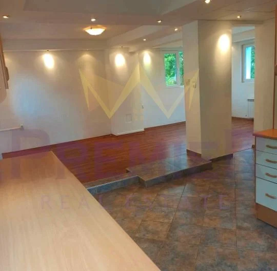 Четириетажна къща в с.Бистрица -  - снимка 13 - Имоти Премиер