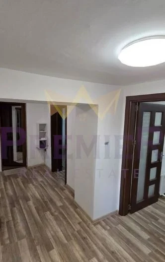 Четириетажна ремонтирана къща в Средец -  - снимка 6 - Имоти Премиер