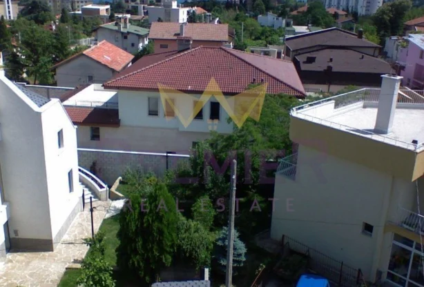 Агенция за недвижими имоти - Имоти Премиер - имот - 750151, Цена: 820000 EUR