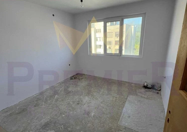 Четиристаен апартамен, гр. Провадия -  - снимка 4 - Имоти Премиер