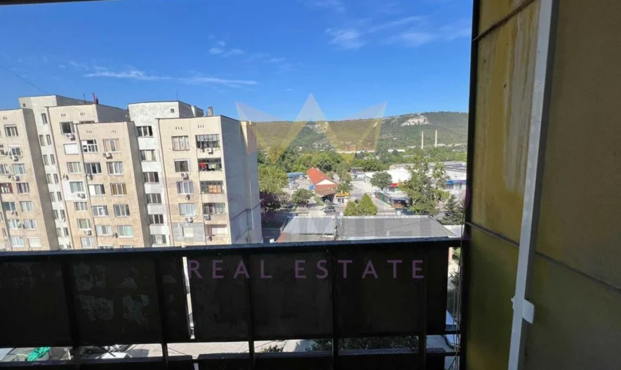 Четиристаен апартамен, гр. Провадия -  - снимка 7 - Имоти Премиер