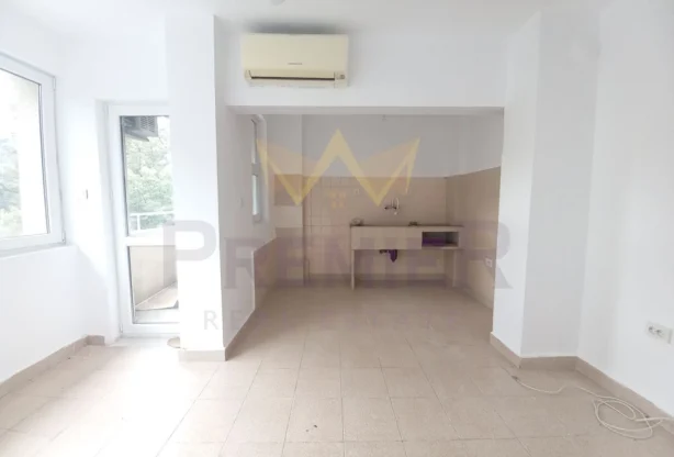 Агенция за недвижими имоти - Имоти Премиер - имот - 1082405, Цена: 613.5504 EUR