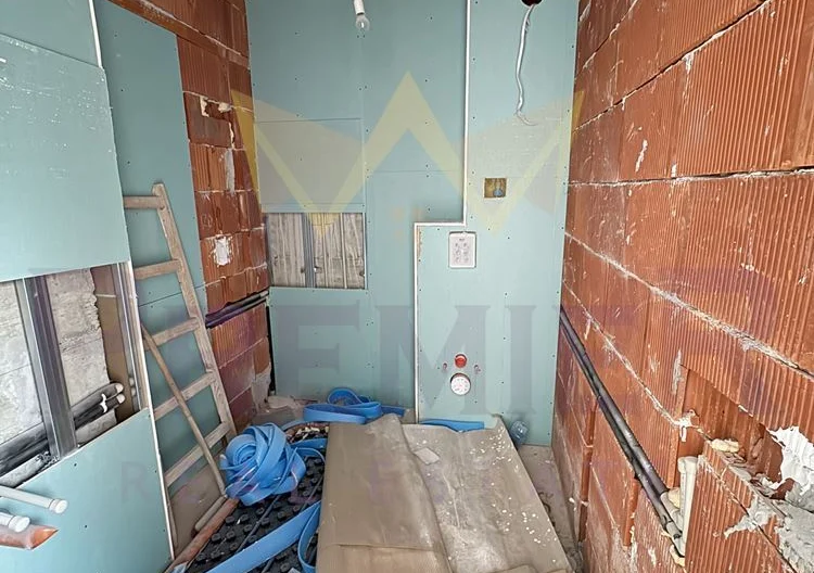 Четиристаен апартамент, Дианабад -  - снимка 15 - Имоти Премиер