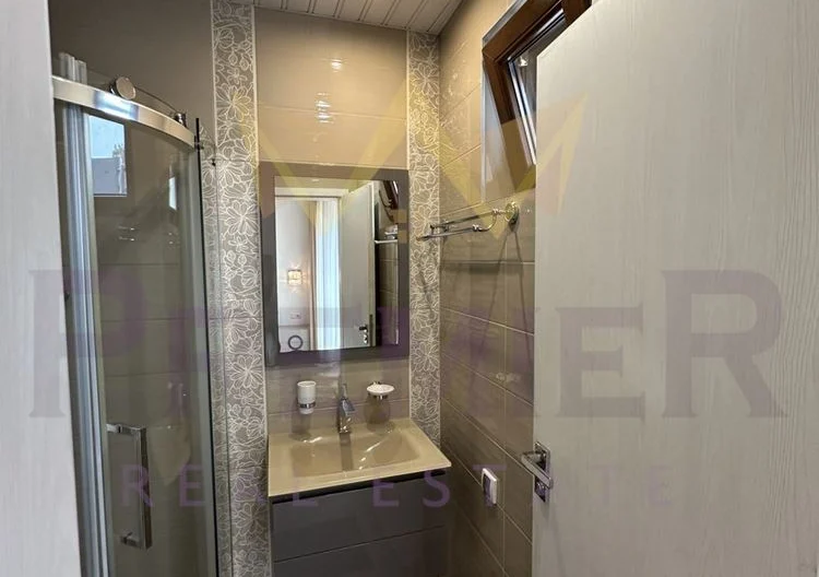 ЧЕТИРИСТАЕН АПАРТАМЕНТ, ИДЕАЛЕН ЦЕНТЪР -  - снимка 20 - Имоти Премиер