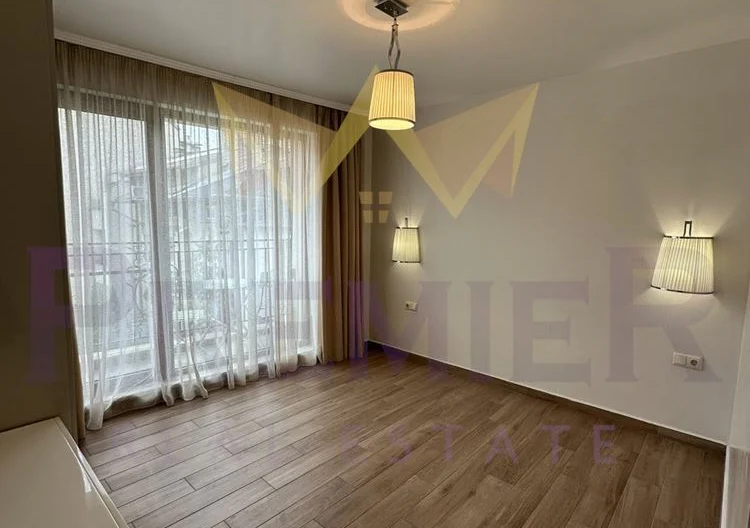 ЧЕТИРИСТАЕН АПАРТАМЕНТ, ИДЕАЛЕН ЦЕНТЪР -  - снимка 22 - Имоти Премиер