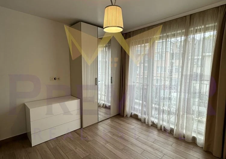 ЧЕТИРИСТАЕН АПАРТАМЕНТ, ИДЕАЛЕН ЦЕНТЪР -  - снимка 24 - Имоти Премиер