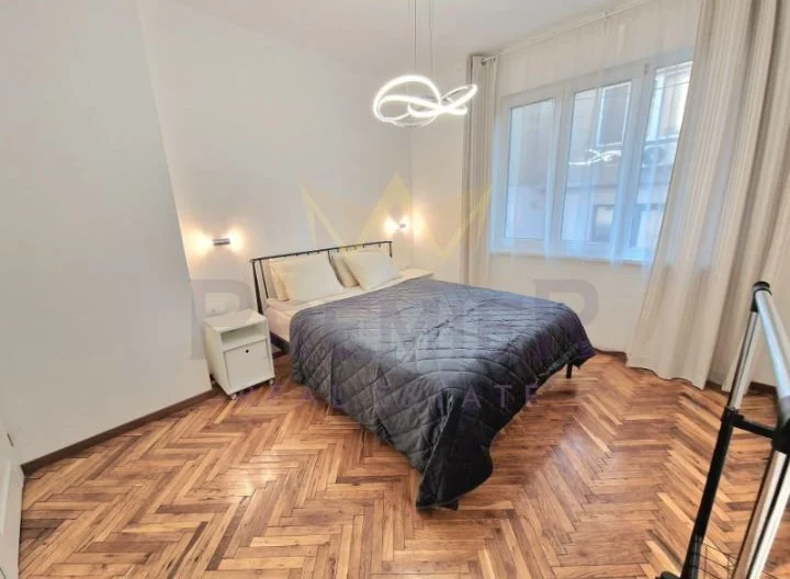 ЧЕТИРИСТАЕН АПАРТАМЕНТ, ИДЕАЛЕН ЦЕНТЪР -  - снимка 4 - Имоти Премиер