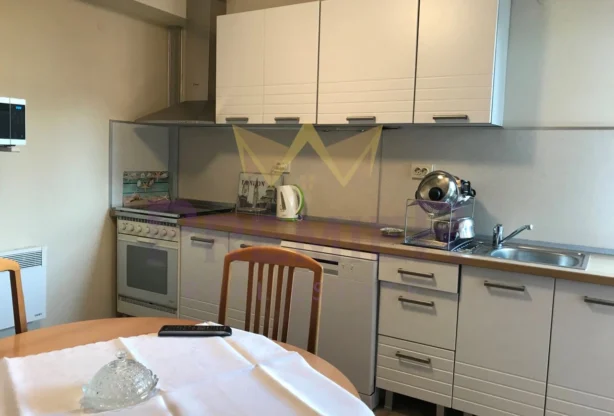 Агенция за недвижими имоти - Имоти Премиер - имот - 909386, Цена: 900 EUR