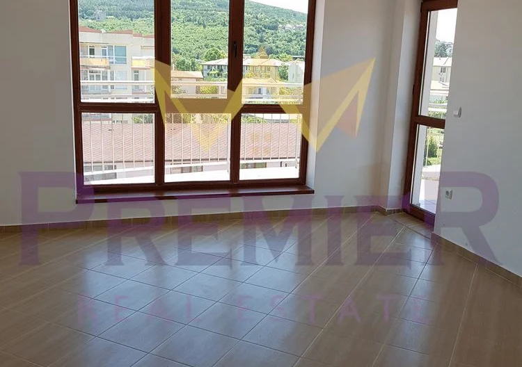 Четиристаен апартамент тип-мезонет в с. Кранево -  - снимка 1 - Имоти Премиер