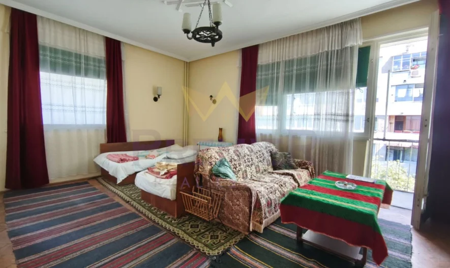 🏡 ЧЕТИРИСТАЕН АПАРТАМЕНТ | ТОП ЛОКАЦИЯ – кв. ЧАЙКА | ДО МОРСКАТА ГРАДИНА - - снимка 2 - Имоти Премиер