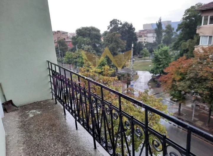 Четиристаен апартамент, Център -  - снимка 12 - Имоти Премиер