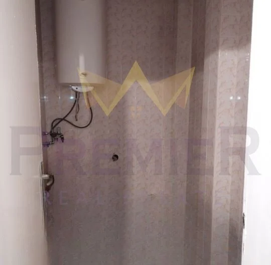 Четиристаен Апартамент в кв. Аспарухово -  - снимка 11 - Имоти Премиер