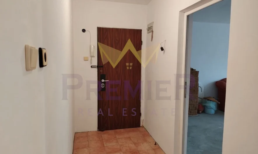 Четиристаен Апартамент в кв. Аспарухово -  - снимка 3 - Имоти Премиер