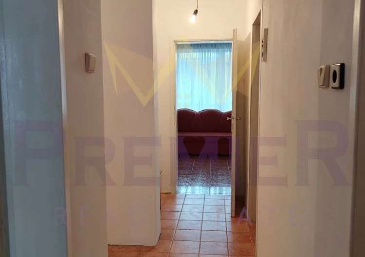 Четиристаен Апартамент в кв. Аспарухово -  - снимка 5 - Имоти Премиер