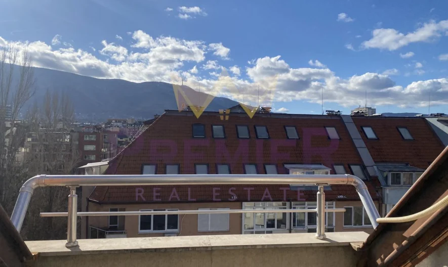 Четиристаен апартамент в кв. Борово -  - снимка 15 - Имоти Премиер