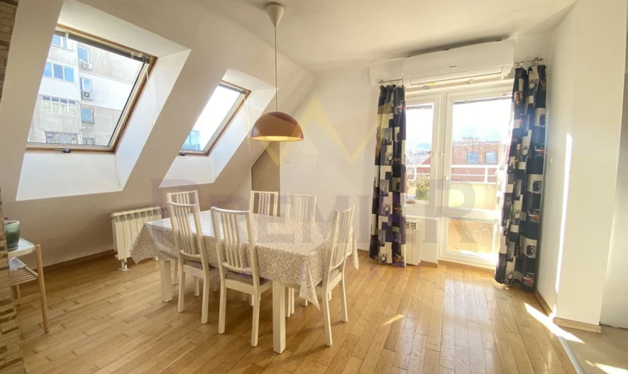 Четиристаен апартамент в кв. Борово -  - снимка 3 - Имоти Премиер