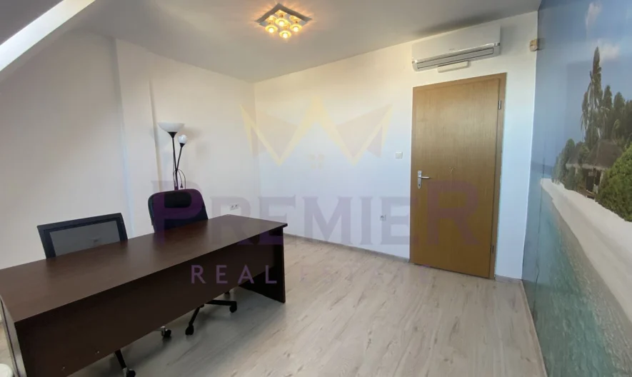 Четиристаен апартамент в кв. Борово -  - снимка 9 - Имоти Премиер