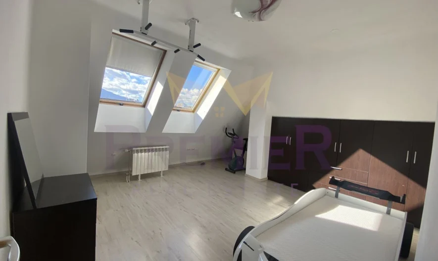 Четиристаен апартамент в кв. Борво -  - снимка 8 - Имоти Премиер