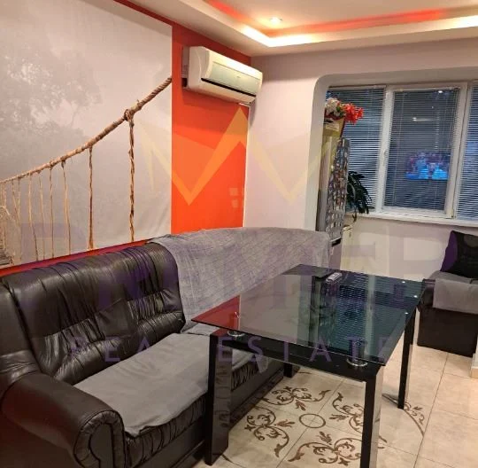 Четиристаен апартамент в кв. Възраждане 1, гр. Варна -  - снимка 3 - Имоти Премиер