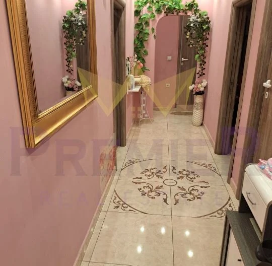 Четиристаен апартамент в кв. Възраждане 1, гр. Варна -  - снимка 7 - Имоти Премиер