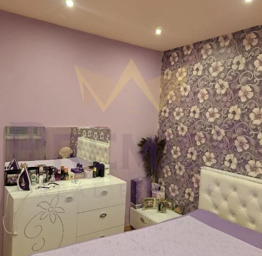 Четиристаен апартамент в кв. Възраждане 1, гр. Варна -  - снимка 8 - Имоти Премиер