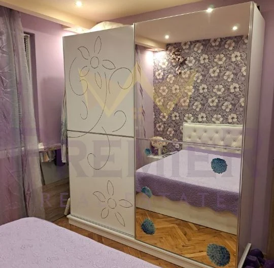 Четиристаен апартамент в кв. Възраждане 1, гр. Варна -  - снимка 9 - Имоти Премиер