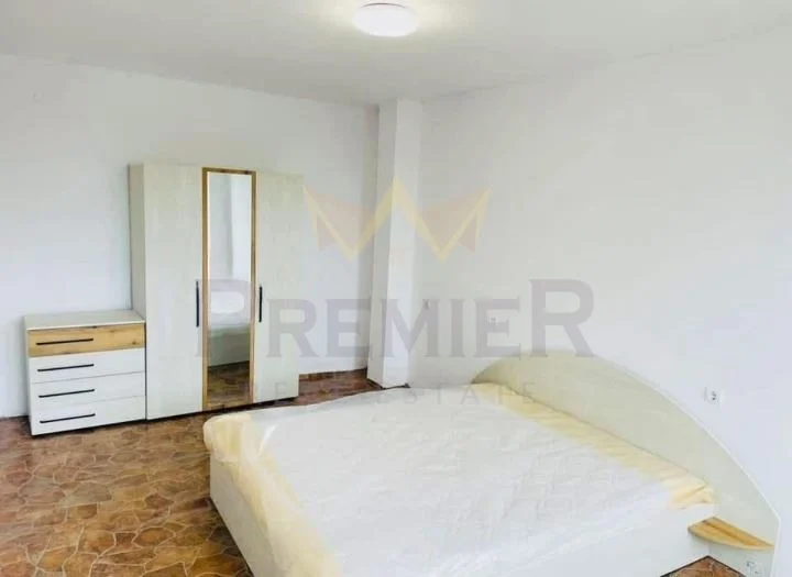 Четиристаен апартамент в квартал Бенковски -  - снимка 1 - Имоти Премиер