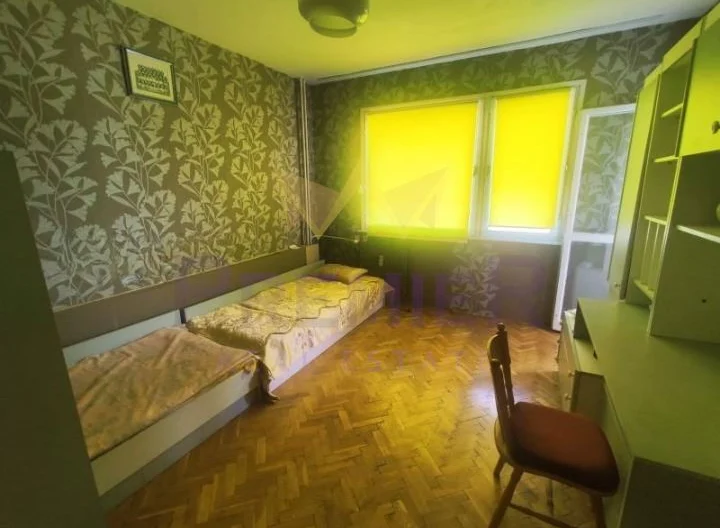 Четиристаен апартамент в кв.Левски Г -  - снимка 2 - Имоти Премиер