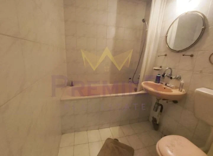 Четиристаен апартамент в кв.Левски Г -  - снимка 7 - Имоти Премиер