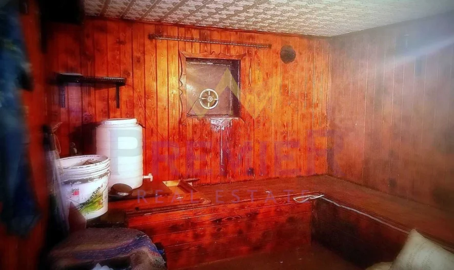 Четиристаен апартамент в кв.Прослав -  - снимка 14 - Имоти Премиер