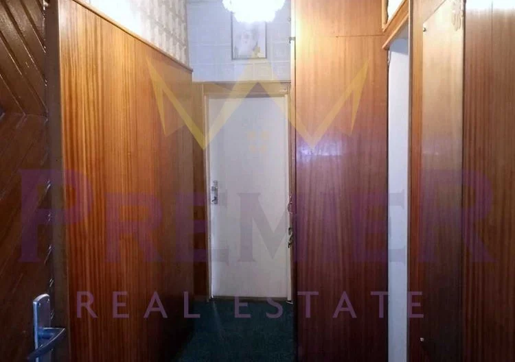 Четиристаен апартамент в кв.Прослав -  - снимка 3 - Имоти Премиер